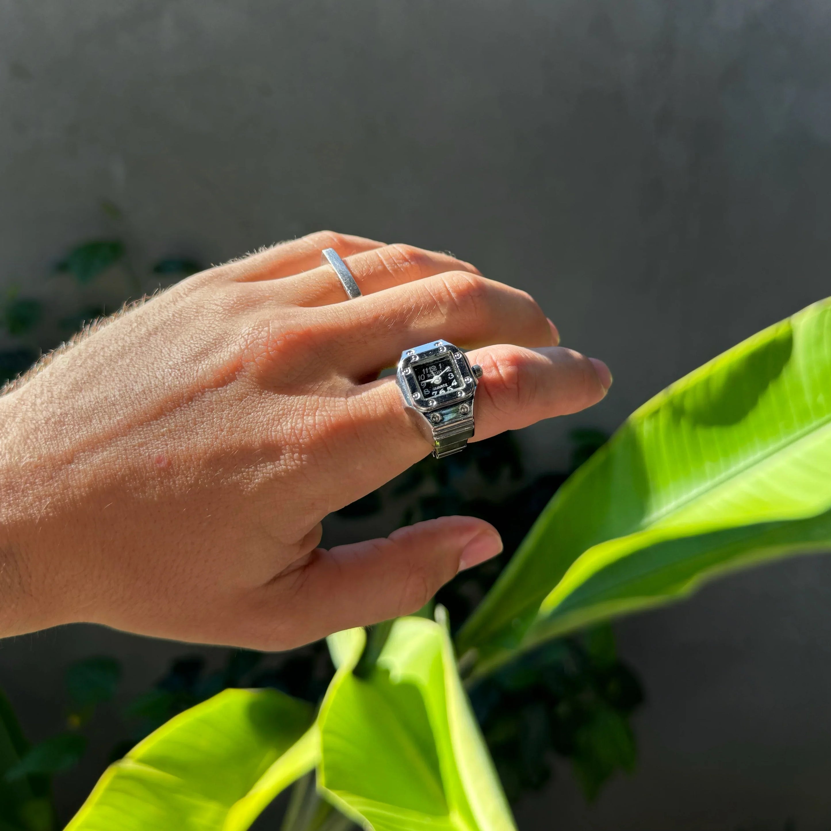 Classic Edge Ring Watch