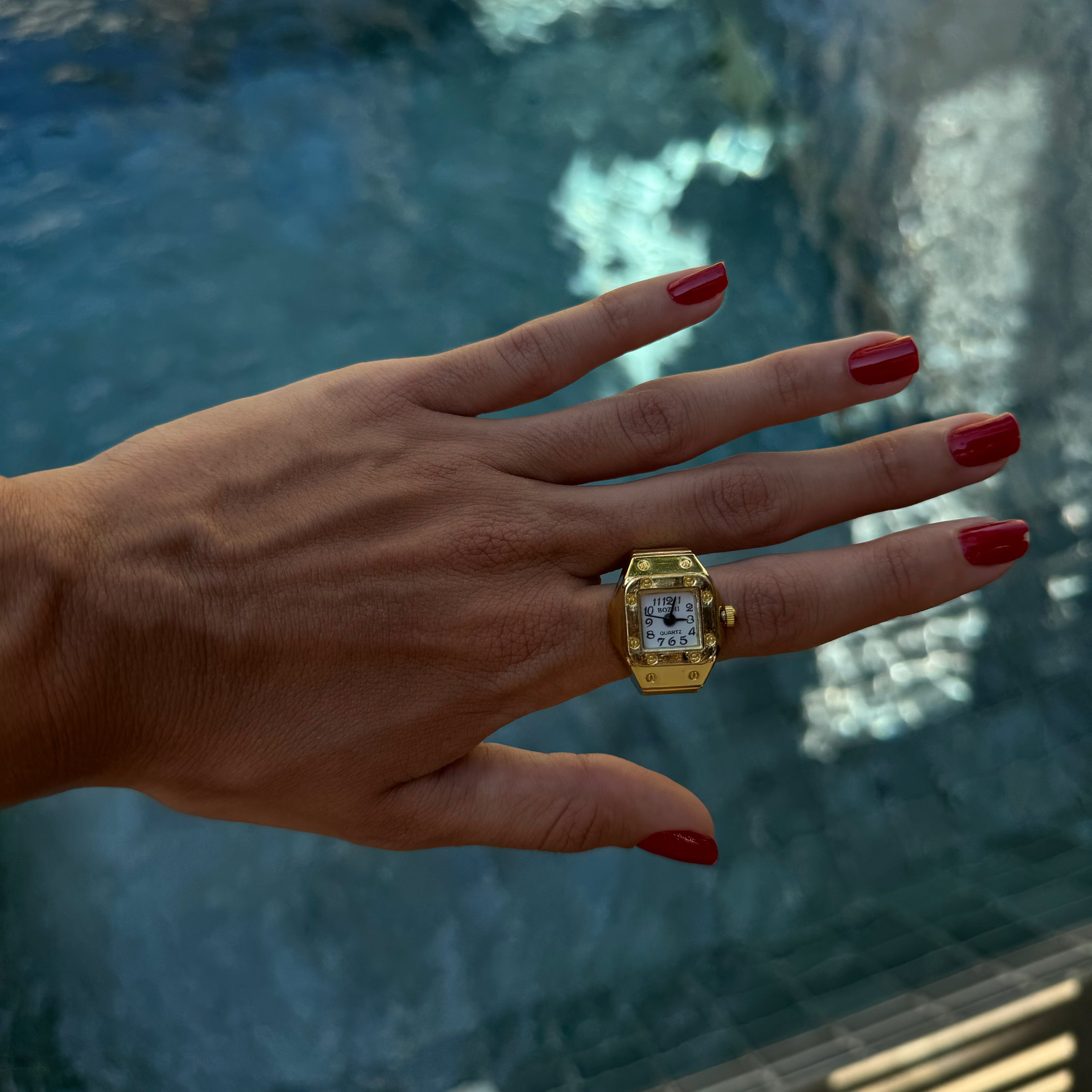 Classic Edge Ring Watch