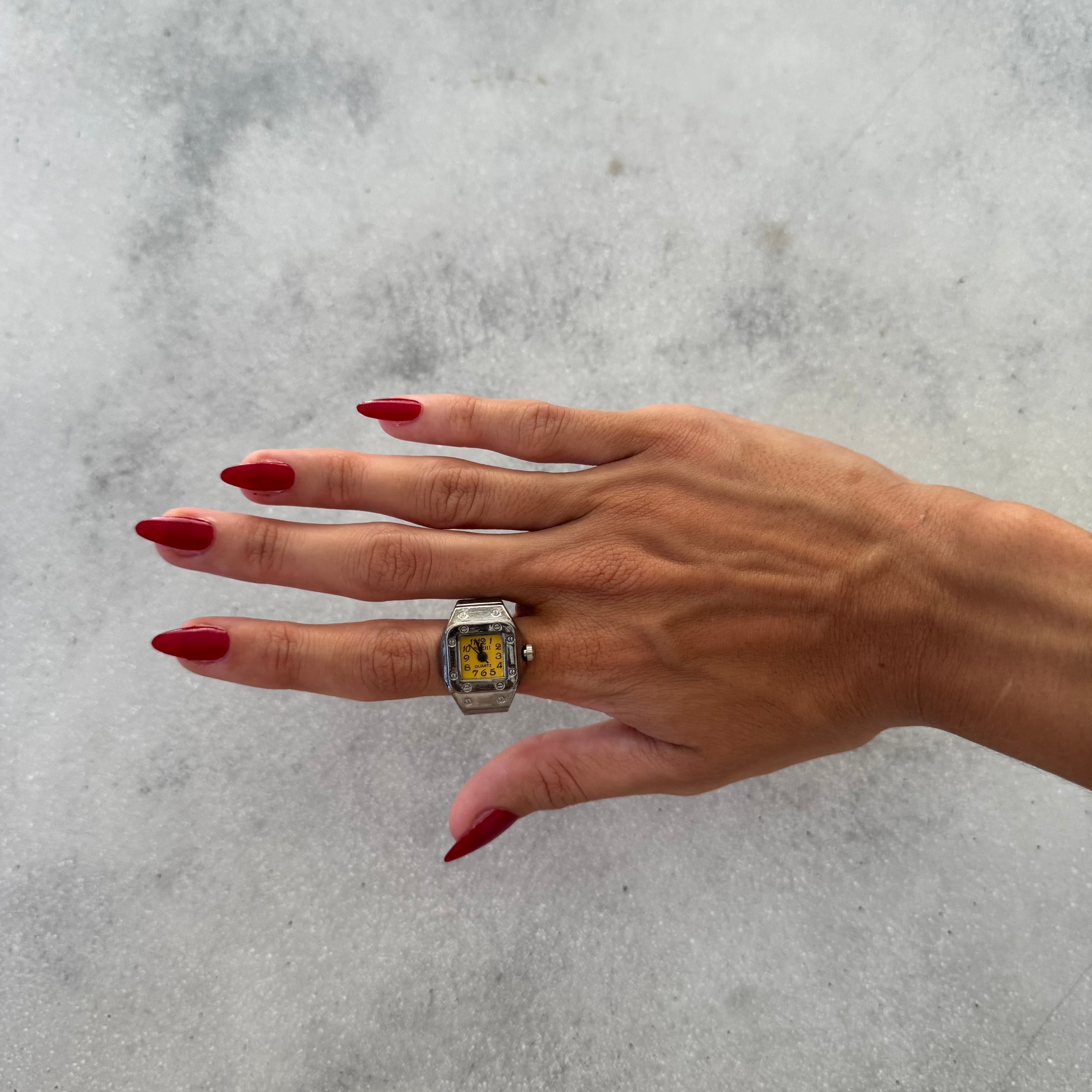 Classic Edge Ring Watch