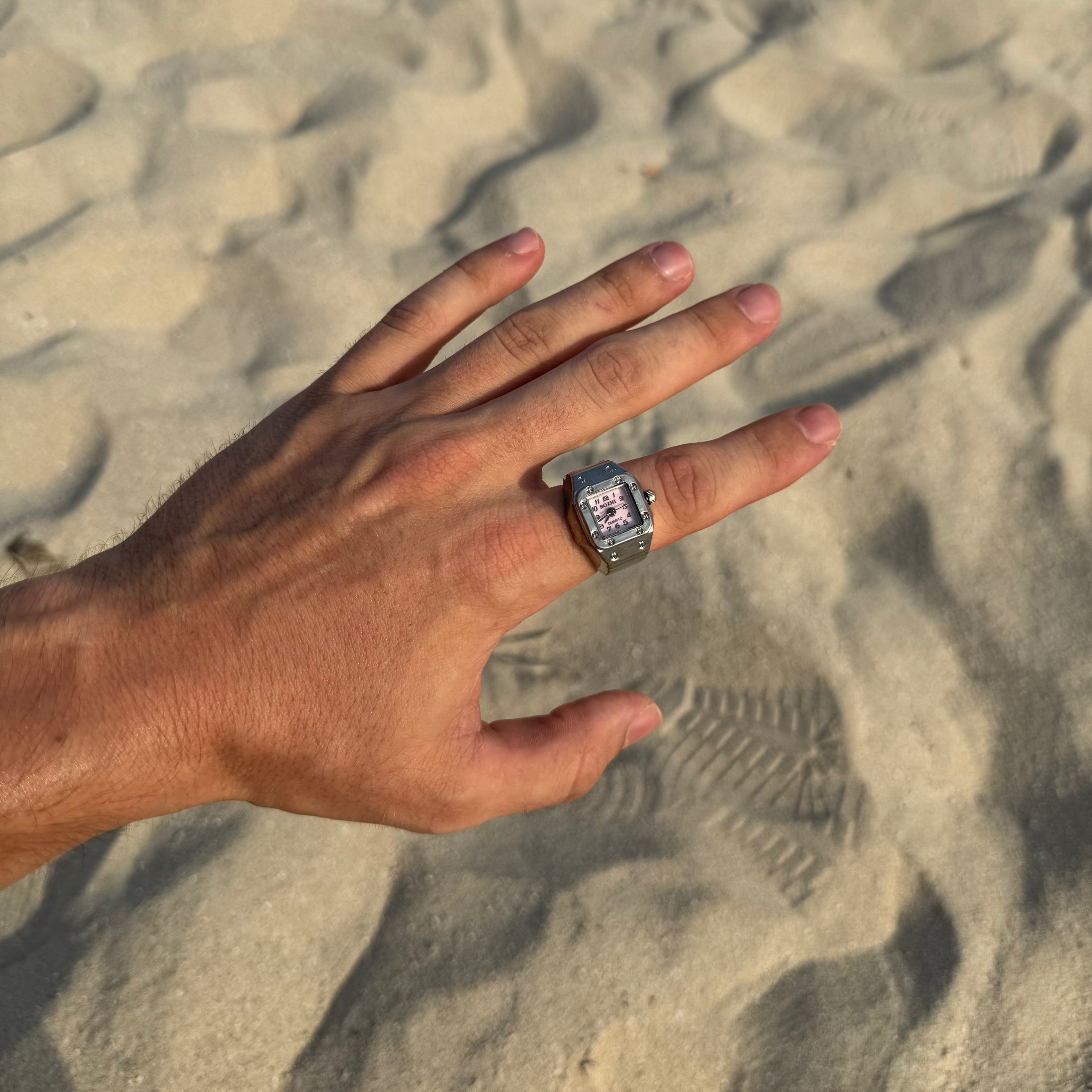 Classic Edge Ring Watch