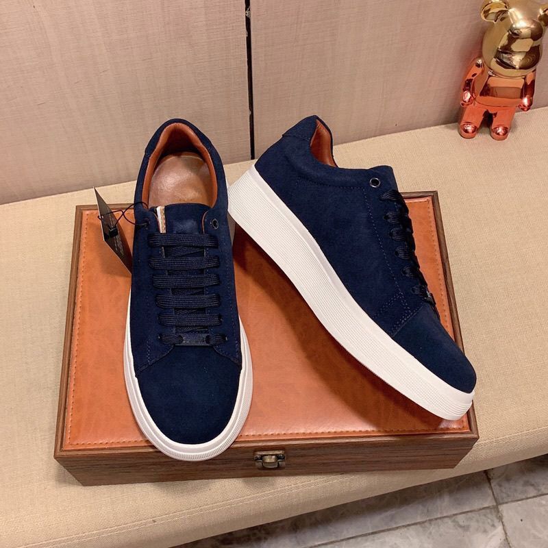 Casual Sneakers