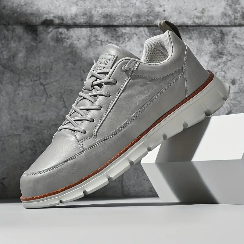 Men’s Low-Top Sneakers
