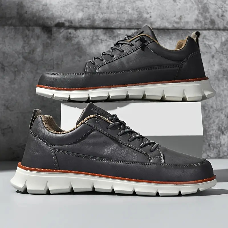 Men’s Low-Top Sneakers